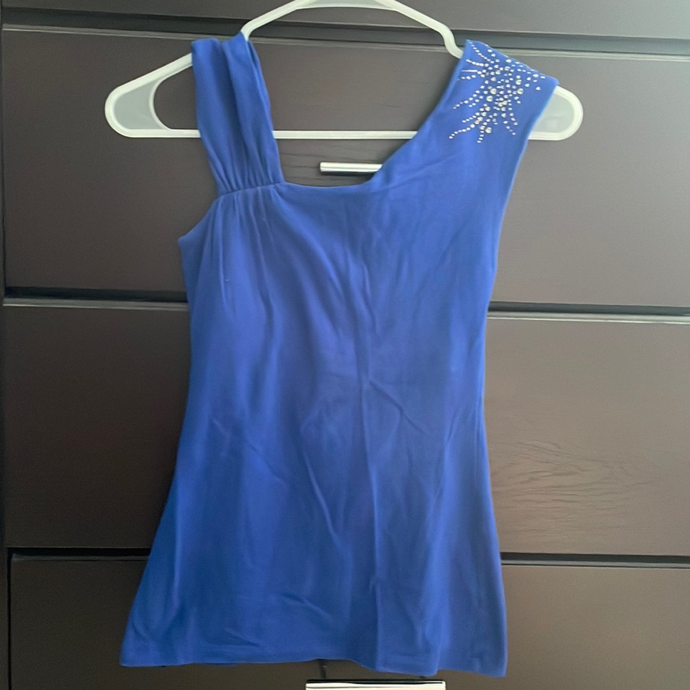Express Top with Sequins on left shoulder